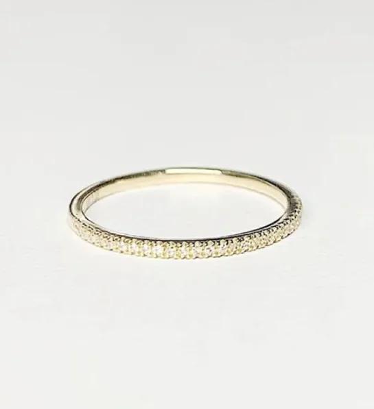 push present ideas k Gold Diamond Halo Ring