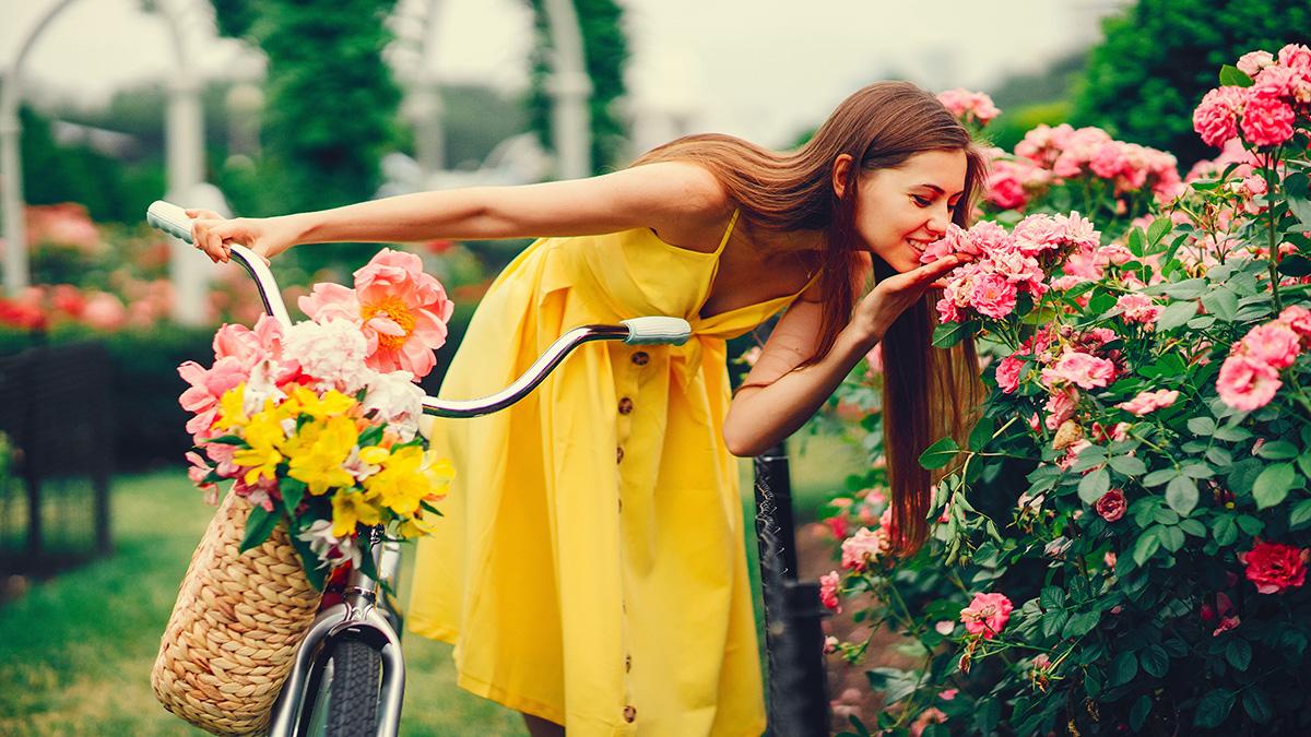 Article Cards Featured Image pretty girl with bicycle