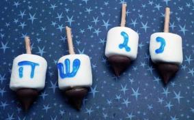 Hanukkah Crafts Kids Dreidels