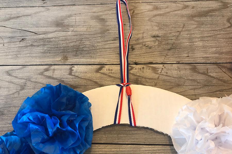 DIY Memorial Day Crafts with Ribbon on wreath cutout