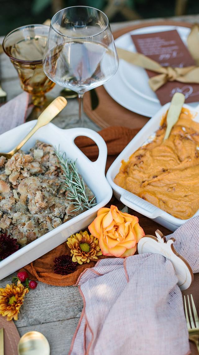 thanksgiving checklist sweet potatoes and stuffing