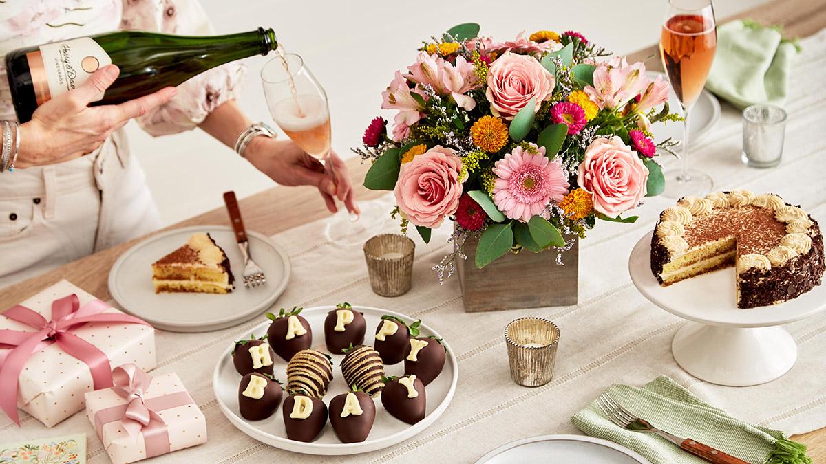 th birthday ideas tablescape